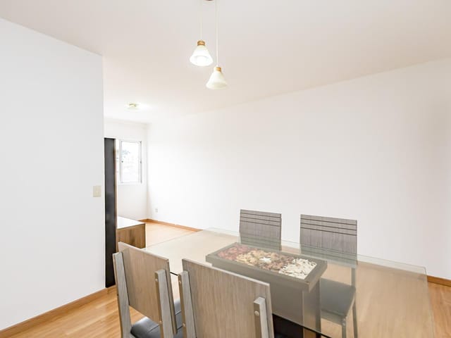 Apartamento 3 quartos e 1 banheiro, à venda, no bairro Campo Comprido em Curitiba