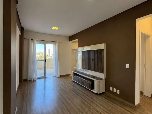 Apartamento com 144m² 2 quartos e 2 banheiros, à venda ou para alugar, no bairro Centro em Ponta Grossa