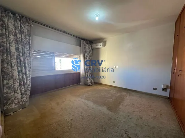 Apartamento com 454m² 4 quartos e 5 banheiros, à venda, no bairro Centro em Londrina