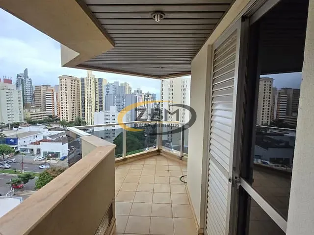 Apartamento com 215m² 3 quartos e 4 banheiros, à venda, no bairro Centro em Londrina
