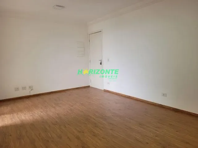 Apartamento com 64m² 2 quartos e 2 banheiros, para alugar, no bairro Jardim Oriente em São José dos Campos