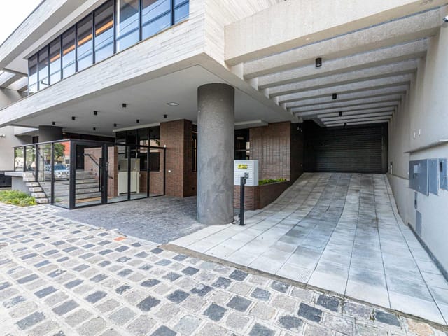 Apartamento 1 quarto e 1 banheiro, à venda, no bairro Centro em Curitiba
