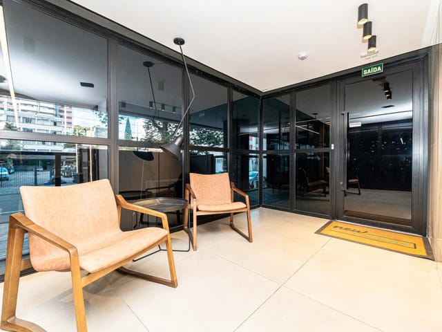 Apartamento 1 quarto e 1 banheiro, à venda, no bairro Centro em Curitiba