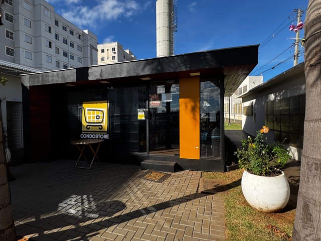 Foto do Apartamento - Apartamento para locação, 02 quartos (01 com armário ), Portaria 24 hrs, 01 vaga de garagem, 45 m²util, Farid Libos, Londrina, PR | ZBM NEGOCIOS IMOBILIARIOS