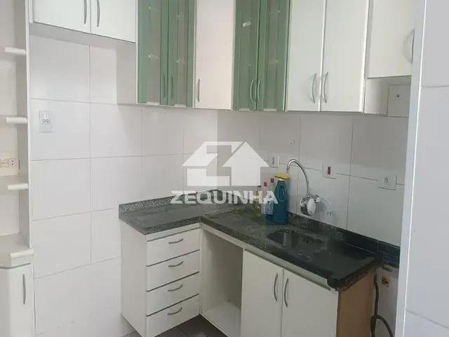 Apartamento com 55m² 2 quartos e 1 banheiro, para alugar, no bairro Veloso em Osasco
