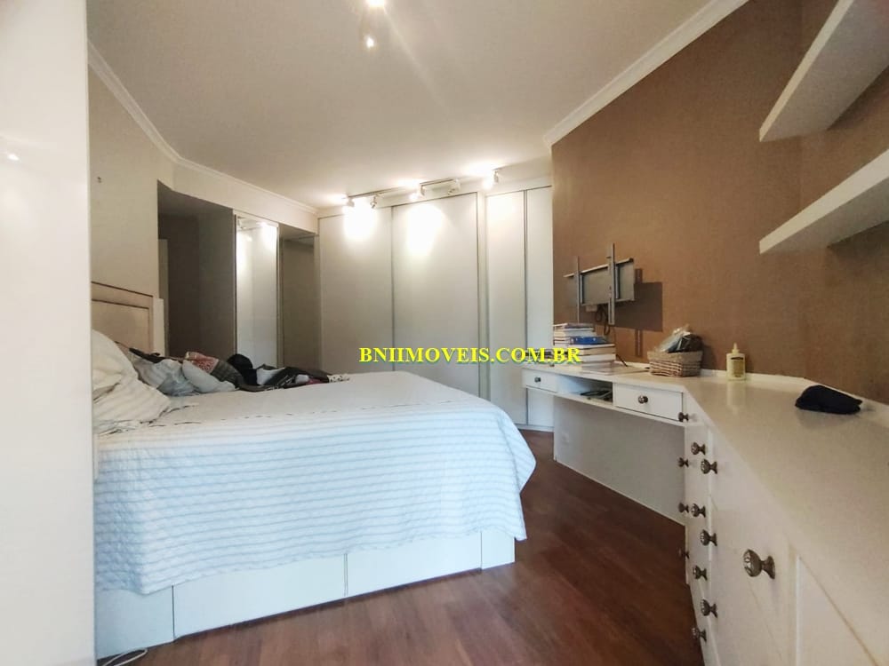 Apartamento, 3 quartos, 240 m² - Foto 9