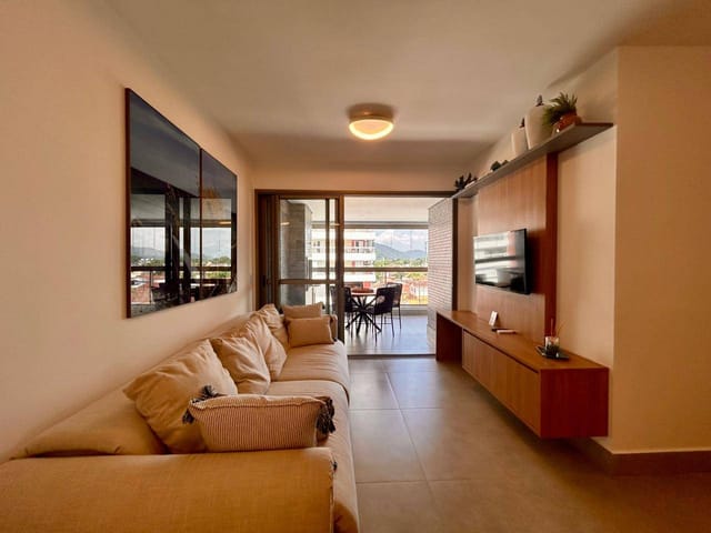 Apartamento 3 quartos e 2 banheiros, à venda, no bairro Centro em Bertioga