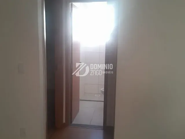 Apartamento 2 quartos e 1 banheiro, à venda, no bairro Vila Arquelau em Uberaba