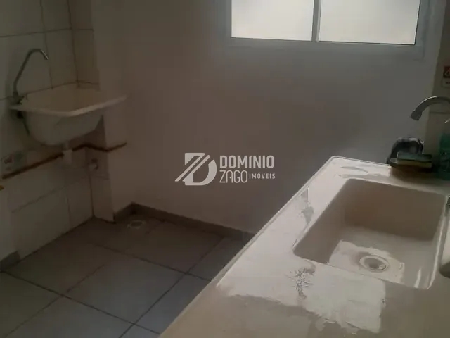 Apartamento 2 quartos e 1 banheiro, à venda, no bairro Vila Arquelau em Uberaba
