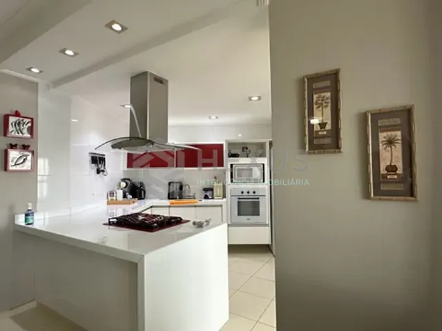 Apartamento 3 quartos e 2 banheiros, à venda ou para alugar, no bairro Enseada em Guarujá