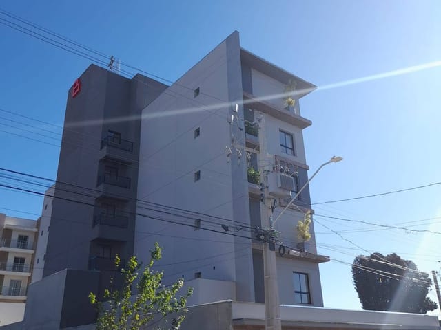 Apartamento à Venda – 2 Quartos (1 Suíte), 122 m², Sacada com Churrasqueira e Lazer Completo