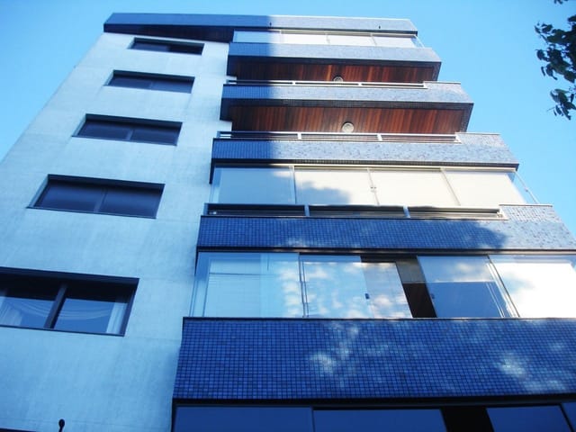 Apartamento 3 quartos e 2 banheiros, à venda, no bairro Exposição em Caxias do Sul