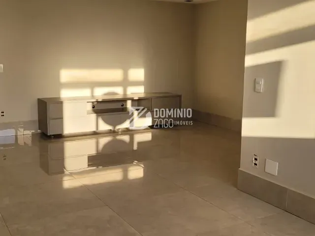 Apartamento com 90m² 3 quartos e 2 banheiros, para alugar, no bairro Bom Retiro em Uberaba
