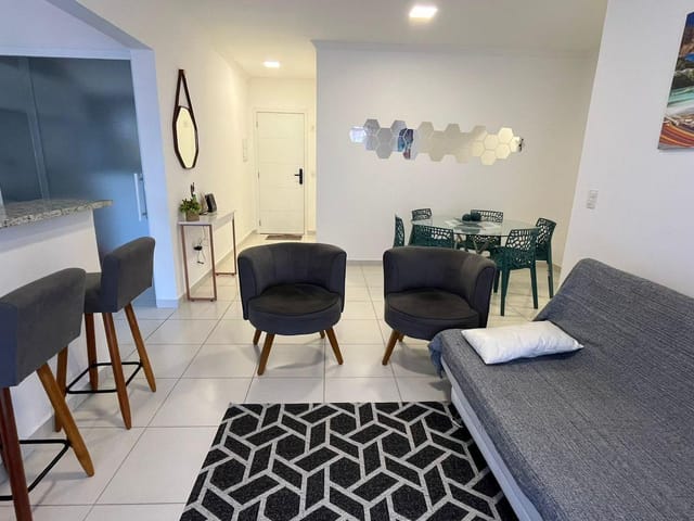 Apartamento 2 quartos e 2 banheiros, à venda, no bairro Indaiá em Bertioga