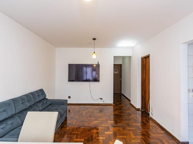 Apartamento 2 quartos e 2 banheiros, à venda, no bairro Centro em Curitiba