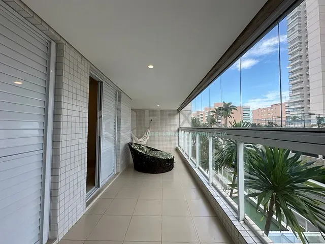 Apartamento 3 quartos e 2 banheiros, à venda, no bairro Enseada em Guarujá