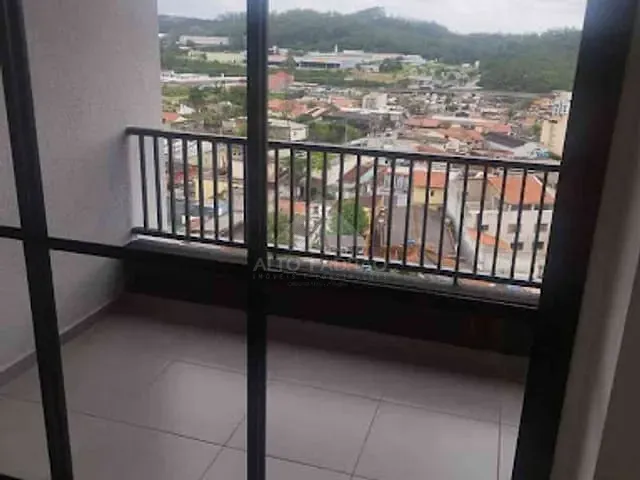 Apartamento com 55m² 3 quartos e 1 banheiro, à venda, no bairro Vila Assis Brasil em Mauá