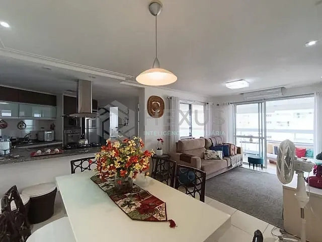 Apartamento 3 quartos e 2 banheiros, à venda, no bairro Enseada em Guarujá