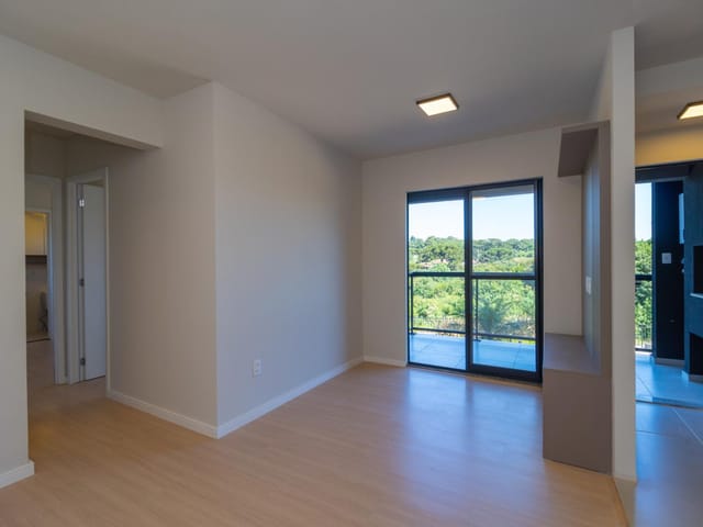 Apartamento 2 quartos e 2 banheiros, à venda, no bairro Campo Comprido em Curitiba