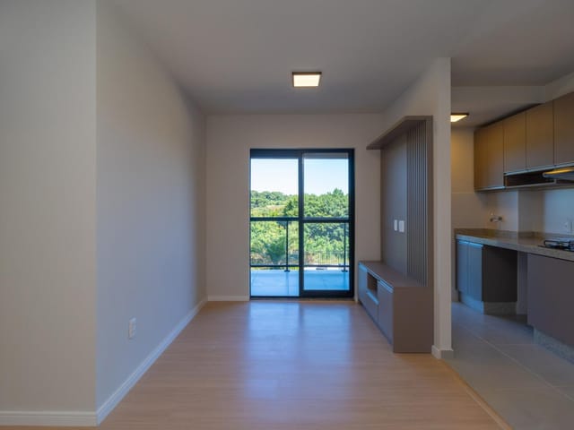 Apartamento 2 quartos e 2 banheiros, à venda, no bairro Campo Comprido em Curitiba