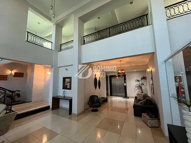 Apartamento com 303m² 3 quartos e 4 banheiros, à venda ou para alugar, no bairro Santa Maria em Uberaba