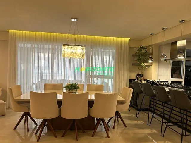Apartamento com 237m² 3 quartos e 4 banheiros, à venda, no bairro Vila Ema em São José dos Campos