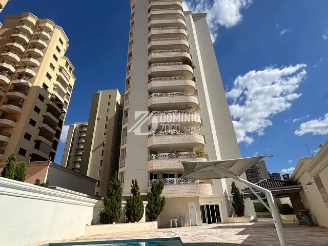 Apartamento com 420m² 3 quartos e 5 banheiros, à venda, no bairro Mercês em Uberaba