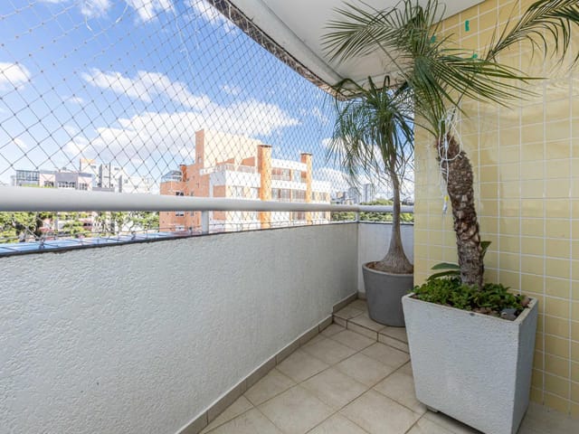 Apartamento 3 quartos e 3 banheiros, à venda, no bairro Água Verde em Curitiba