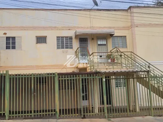 Apartamento com 57m² 3 quartos e 1 banheiro, para alugar, no bairro Santa Maria em Uberaba