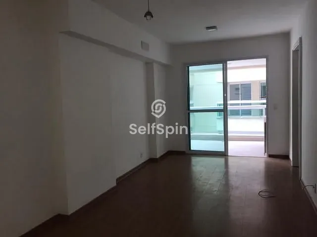 Apartamento com 60m² 1 quarto e 1 banheiro, para alugar, no bairro Icaraí em Niterói