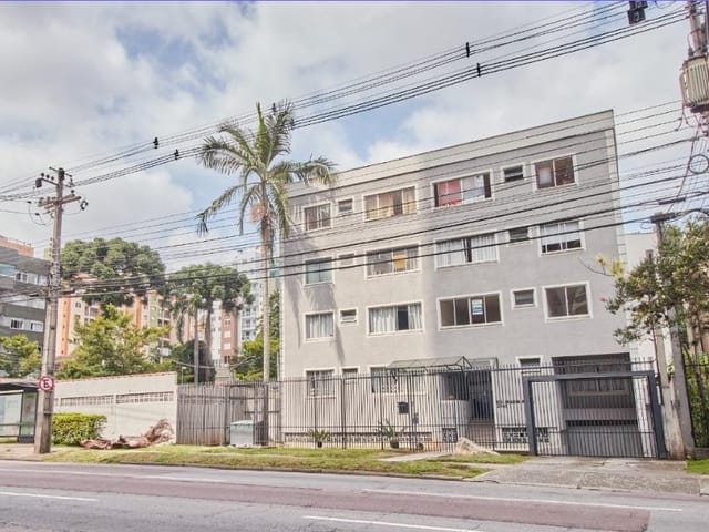 Apartamento 2 quartos e 1 banheiro, à venda, no bairro Bigorrilho em Curitiba