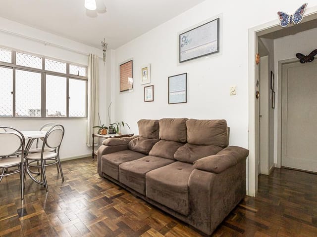 Apartamento 1 quarto e 1 banheiro, à venda, no bairro Centro em Curitiba