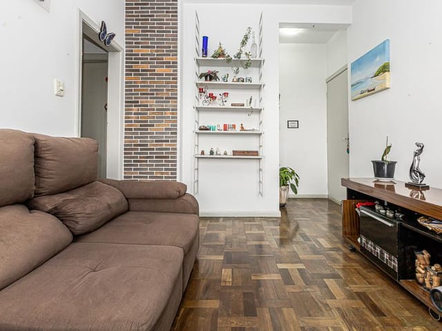 Apartamento 1 quarto e 1 banheiro, à venda, no bairro Centro em Curitiba