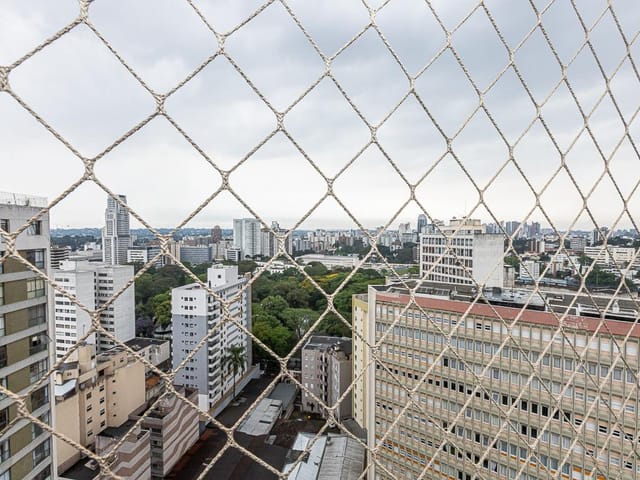 Apartamento 1 quarto e 1 banheiro, à venda, no bairro Centro em Curitiba