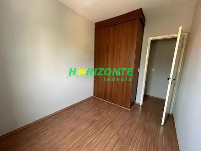 Apartamento com 66m² 3 quartos e 1 banheiro, à venda, no bairro Jardim Alvorada em São José dos Campos