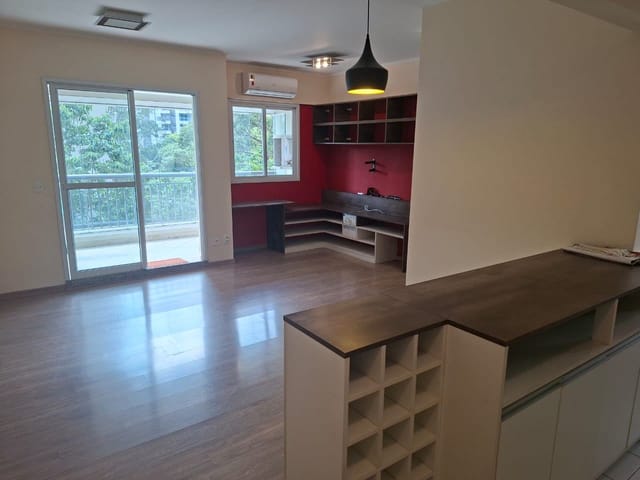 Apartamento com 69m² 2 quartos e 2 banheiros, para alugar, no bairro Vila Andrade em São Paulo