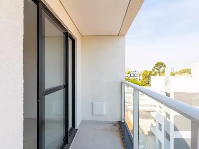 Apartamento 2 quartos e 2 banheiros, à venda, no bairro Santa Quitéria em Curitiba
