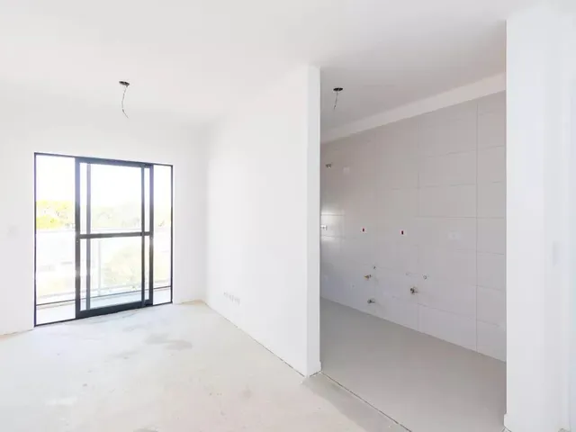 Apartamento 2 quartos e 2 banheiros, à venda, no bairro Santa Quitéria em Curitiba