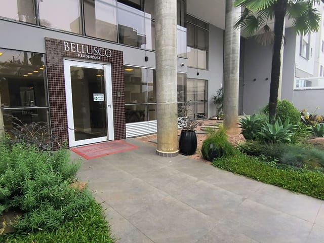 Apartamento 2 quartos e 2 banheiros, à venda, no bairro Panazzolo em Caxias do Sul