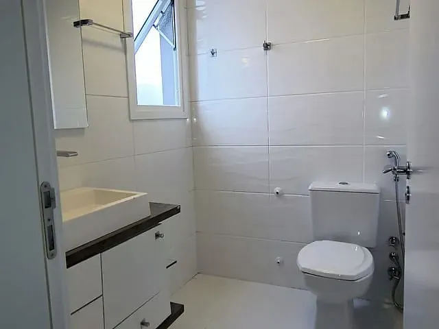 Apartamento 2 quartos e 2 banheiros, à venda, no bairro Panazzolo em Caxias do Sul