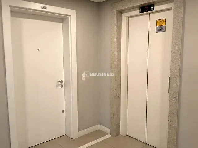 Apartamento 2 quartos e 2 banheiros, à venda, no bairro Panazzolo em Caxias do Sul