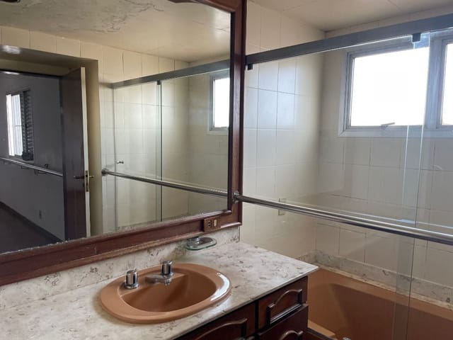 Foto do Apartamento - Apartamento com 4 dormitórios à venda, 579 m² por R$ 550.000,00 - São Sebastião - Uberaba/MG | ZUCATO IMOBILIARIA LTDA