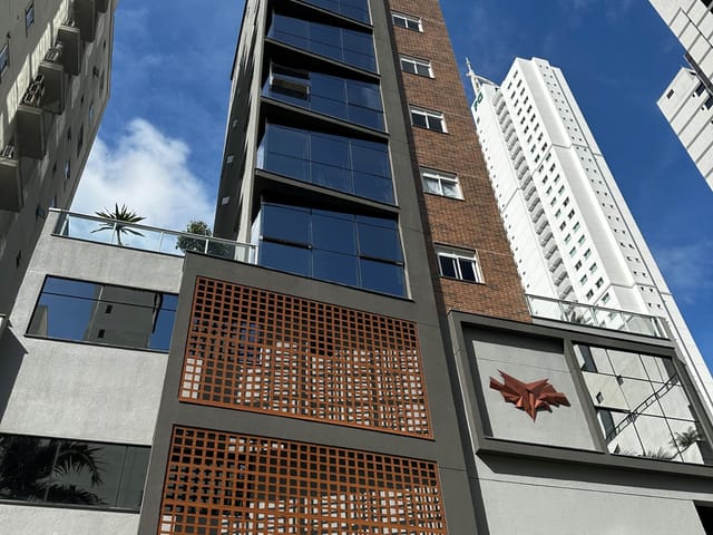 Apartamento com 206m², à venda, no bairro Centro em Balneário Camboriú