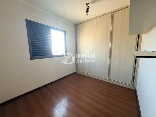 Apartamento com 102m² 3 quartos e 2 banheiros, à venda, no bairro Vila Maria Helena em Uberaba
