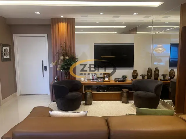 Apartamento com 195m² 3 quartos e 5 banheiros, à venda, no bairro Gleba Fazenda Palhano em Londrina