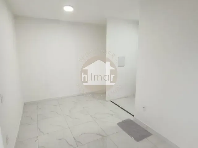 Apartamento com 39m² 2 quartos e 1 banheiro, para alugar, no bairro Gardênia Azul em Rio de Janeiro