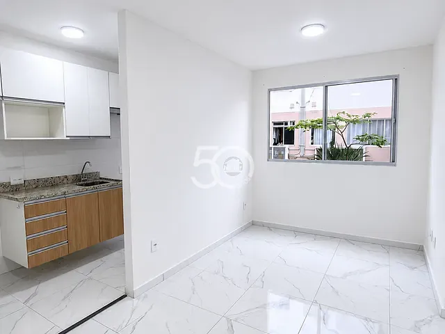 Apartamento com 39m² 2 quartos e 1 banheiro, para alugar, no bairro Gardênia Azul em Rio de Janeiro