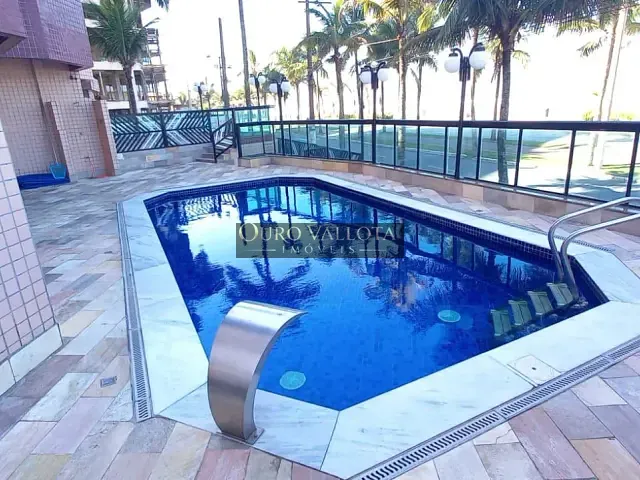 Apartamento 2 quartos e 2 banheiros, à venda, no bairro Vilamar em Praia Grande