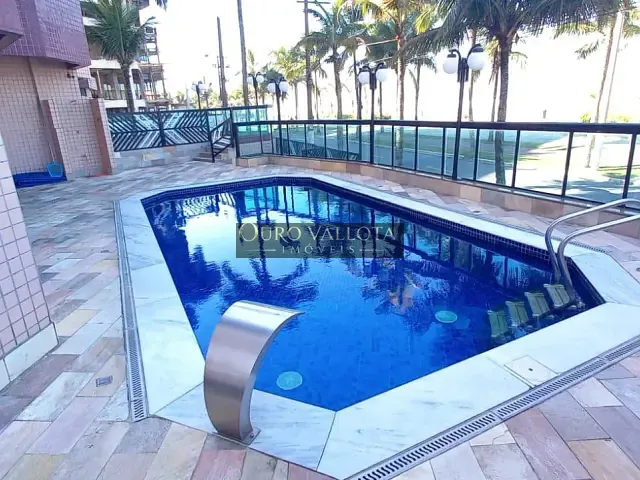 Apartamento 2 quartos e 2 banheiros, à venda, no bairro Vilamar em Praia Grande