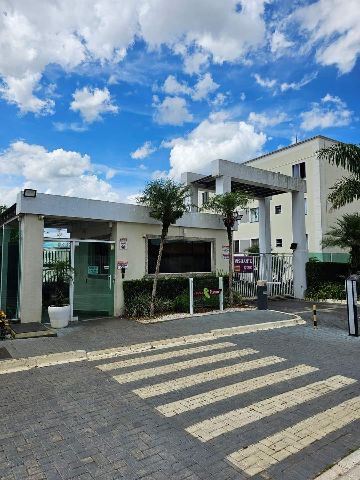 Venda e Locação - Apartamento com 2 quartos, 1 vaga, Condomínio Parque Purunã, Uvaranas.